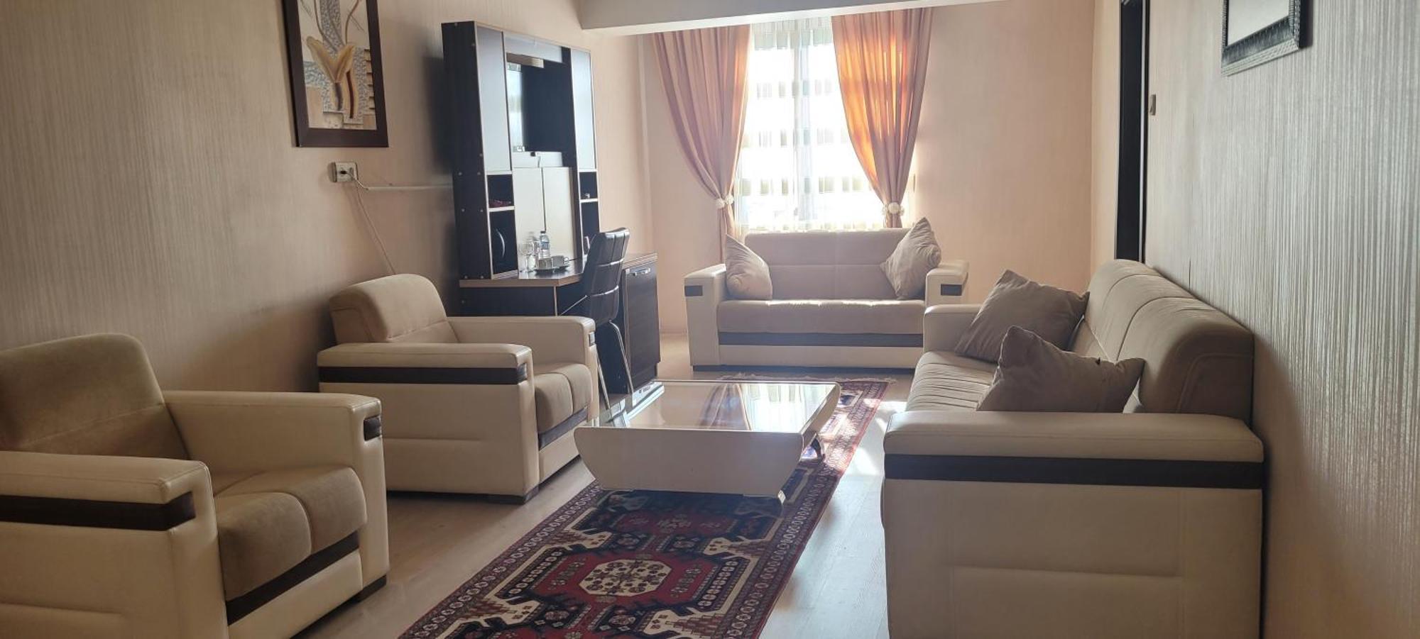 Guengoeren Hotel Kars Dış mekan fotoğraf
